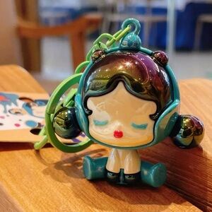 Electroplating Bubble Girl Green Variant Keychain
NWOT